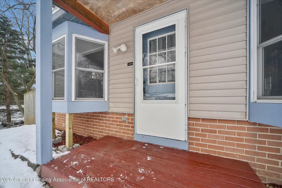 533 Community Street, Lansing, MI 48906 - Image #2