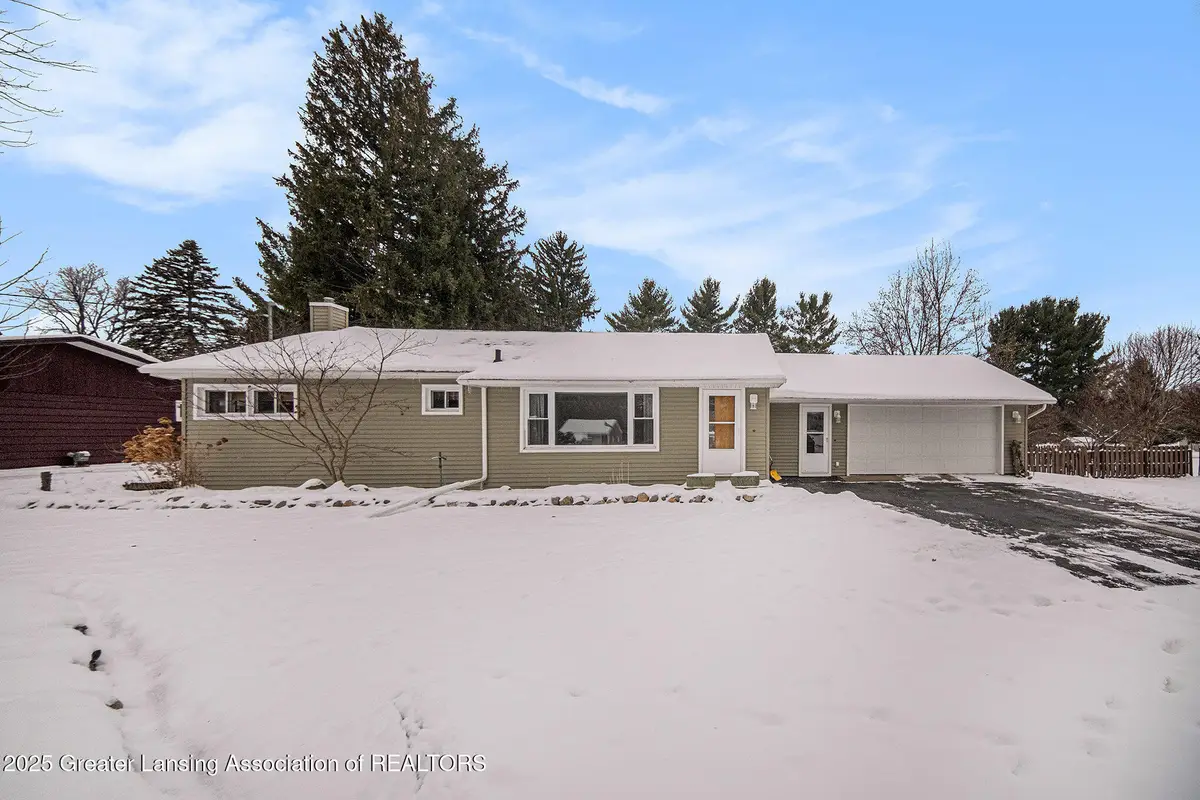 5400 Sharon Drive, Jackson, MI 49203 - Image #1