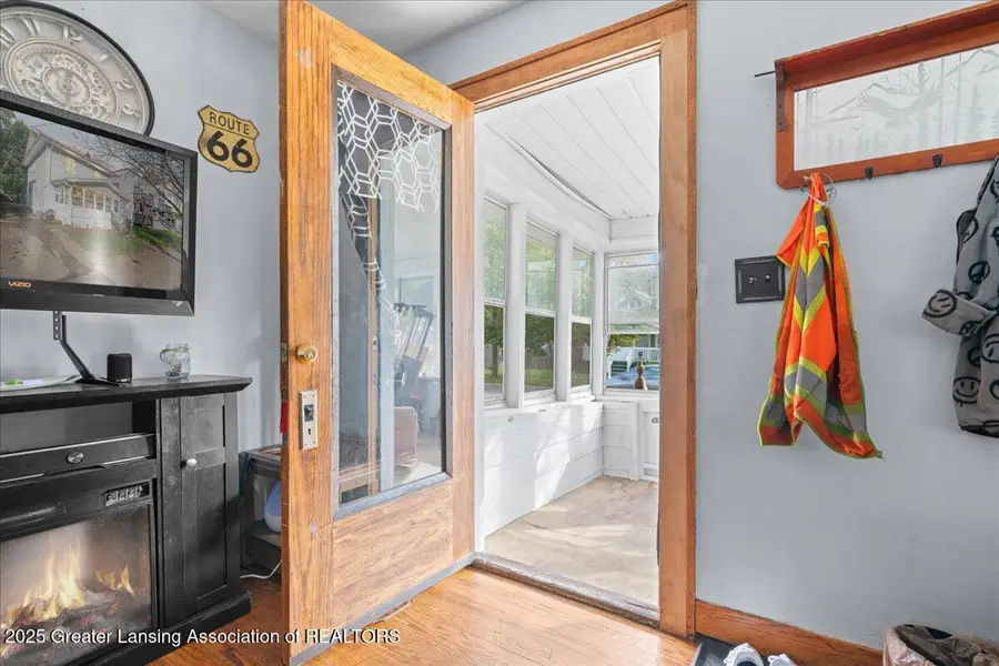 424 S Clemens, Lansing, MI 48912 - Image #2