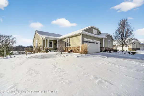 5272 Hawk Hollow Drive, Bath, MI 48808