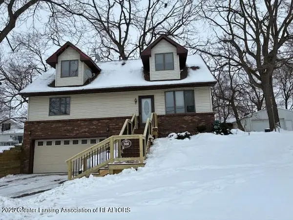 308 N Swegles Street, St. Johns, MI 48879