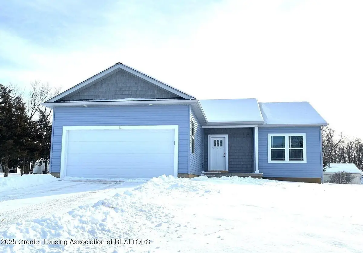 122 Innsbrook Drive, Owosso, MI 48867 - Image #1