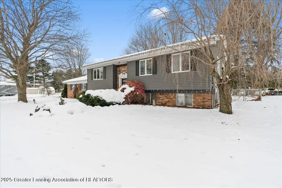 290 Nutmeg Drive, Dimondale, MI 48821 - Image #3