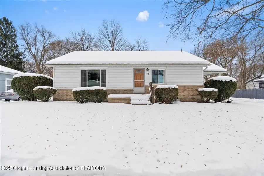 135 W Oak Street, Ovid, MI 48866 - Image #2