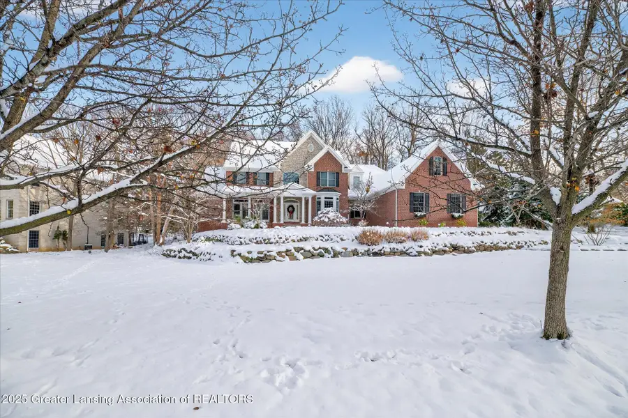 16989 Kernwood Road, East Lansing, MI 48823 - Image #2
