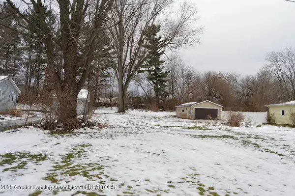 6380 Lansing Avenue, Jackson, MI 49201