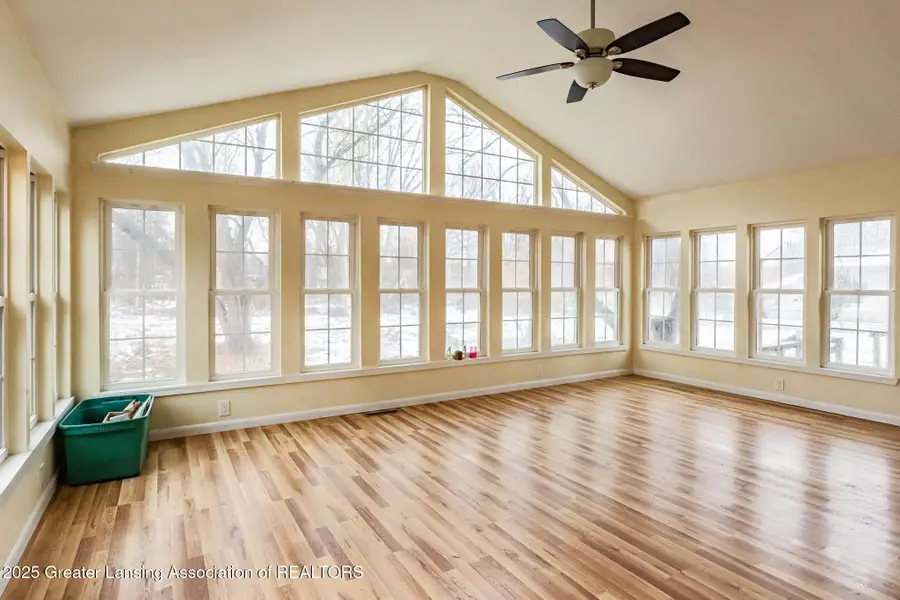 810 Clark Road, Lansing, MI 48917 - Image #2