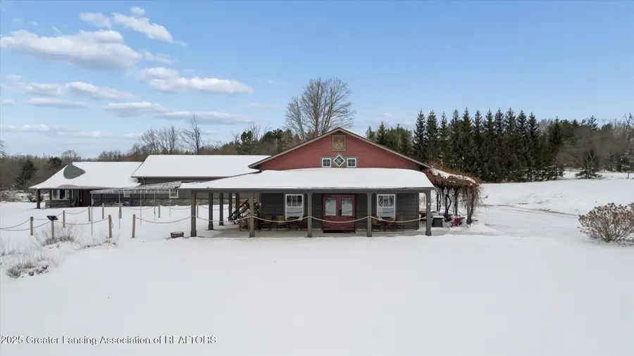 8370 Lakeview Road, Alanson, MI 49706 - Image #2