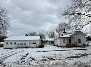 200 N Walnut Street, Vernon, MI 48476