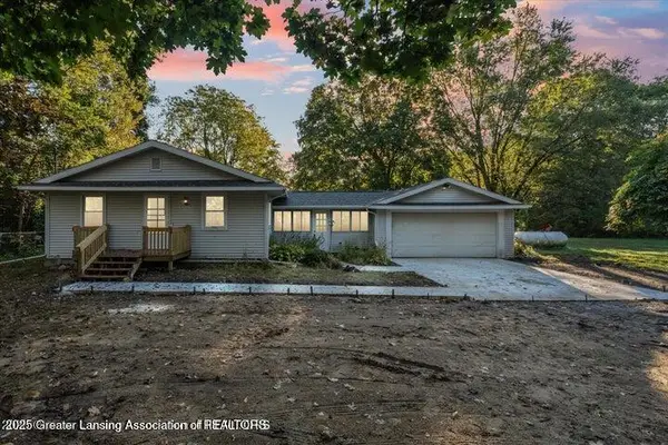 8645 Lansing Avenue, Rives Junction, MI 49277