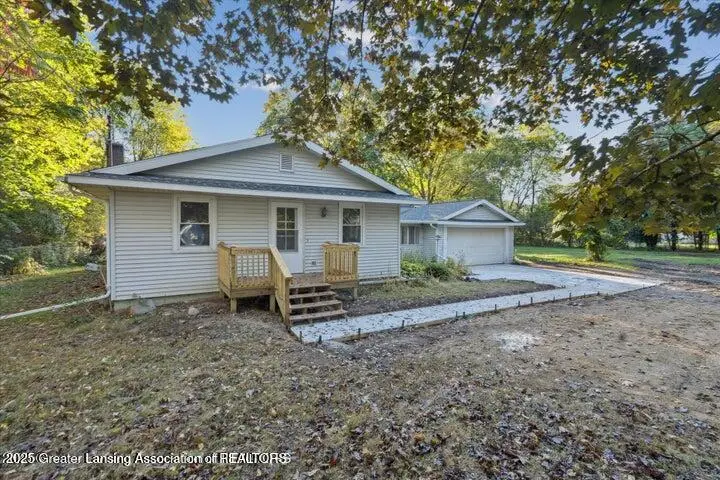8645 Lansing Avenue, Rives Junction, MI 49277 - Image #2