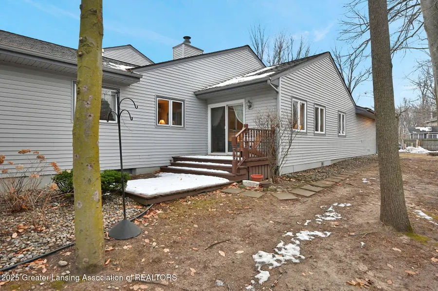 1102 Timbercreek Drive #50, Grand Ledge, MI 48837 - Image #2