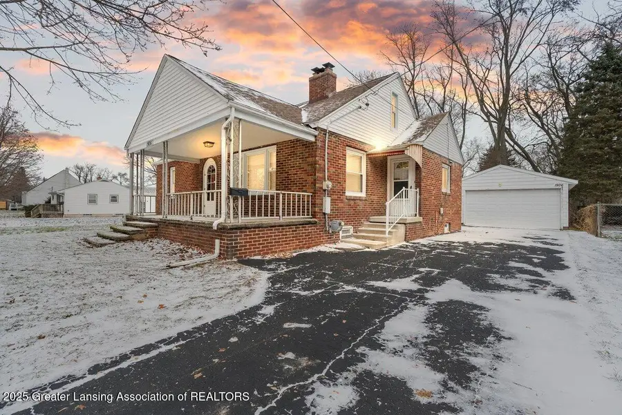 1906 Hall Street, Holt, MI 48842 - Image #2