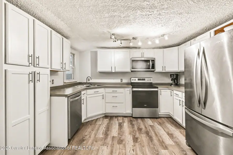 603 Cherry Street, Dewitt, MI 48820 - Image #3