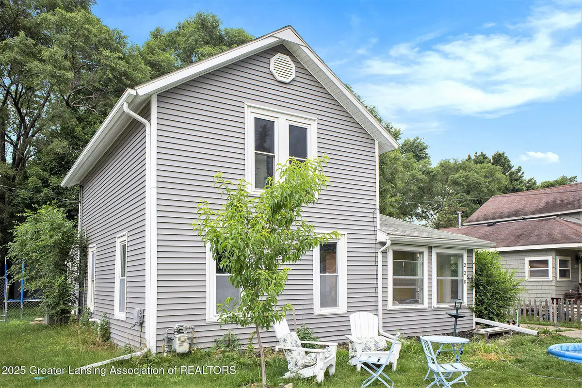 228 W Pearl Street, Ovid, MI 48866 - Image #1