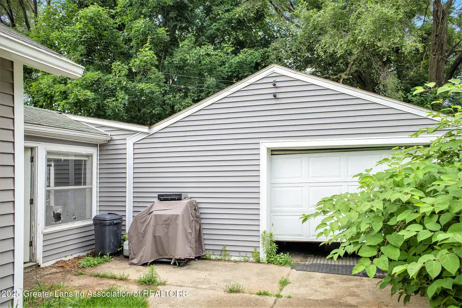 228 W Pearl Street, Ovid, MI 48866 - Image #3