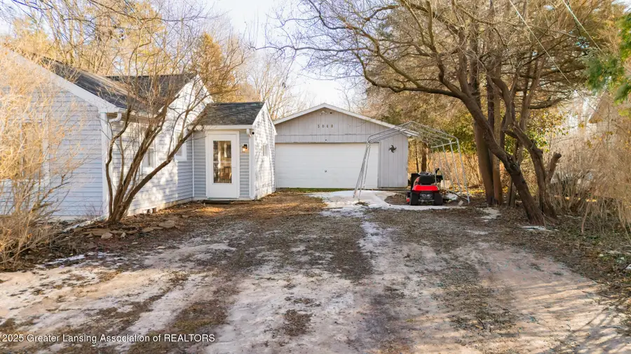 3048 S Webberville Road, Webberville, MI 48892 - Image #2