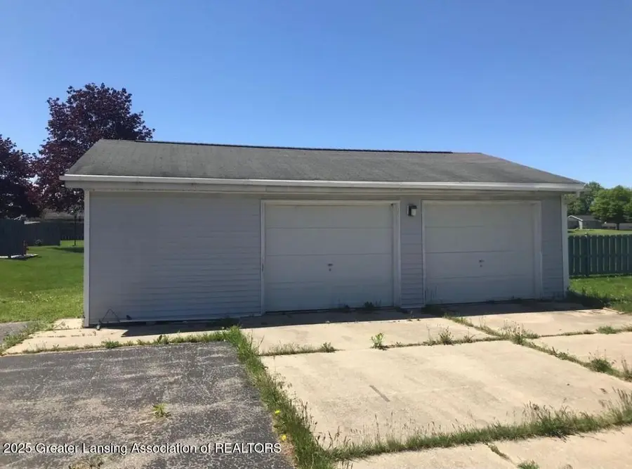 227 Barber Street, Ithaca, MI 48847 - Image #2