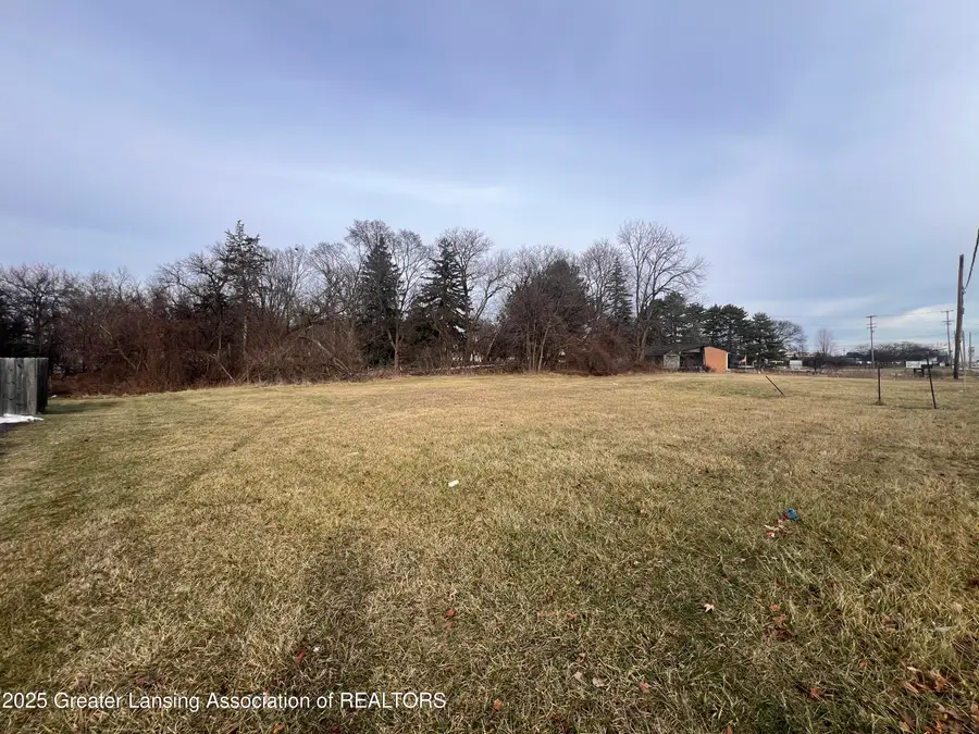 6142 W Saginaw Highway, Lansing, MI 48917 - Image #2