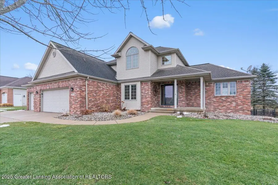 10807 Knockaderry Drive, Grand Ledge, MI 48837 - Image #2