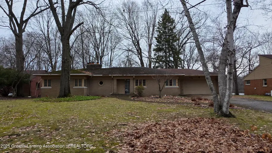 4702 Woodcraft Road, Okemos, MI 48864 - Image #2