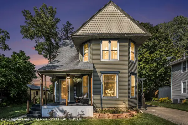 305 E Middle Street, Williamston, MI 48895