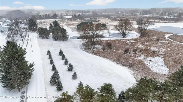 575 Piper Road, Haslett, MI 48840