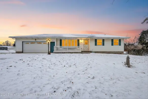 2934 Carlisle Highway, Charlotte, MI 48813