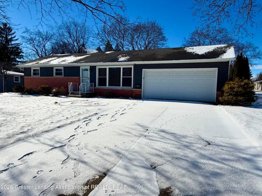 510 S Baker Street, Saint Johns, MI 48879 - Image #3