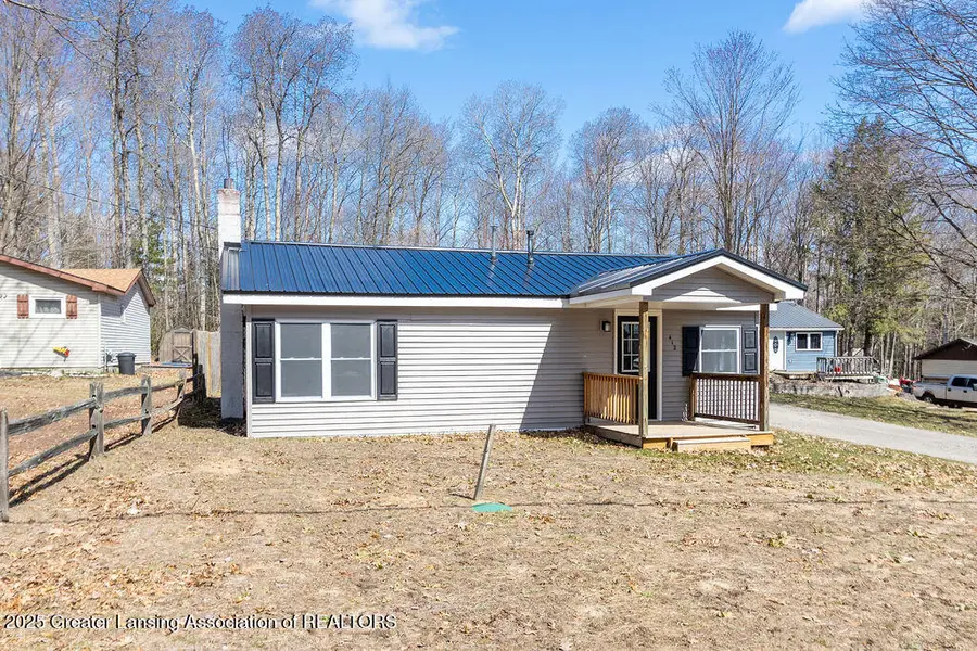 412 N Scott Drive, Farwell, MI 48622 - #2