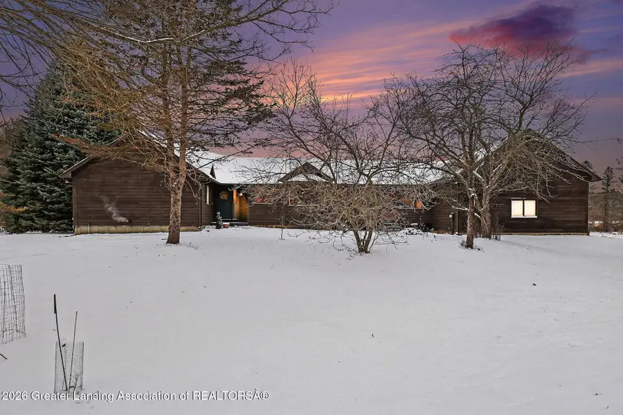 610 Barry Road, Haslett, MI 48840 - Image #3