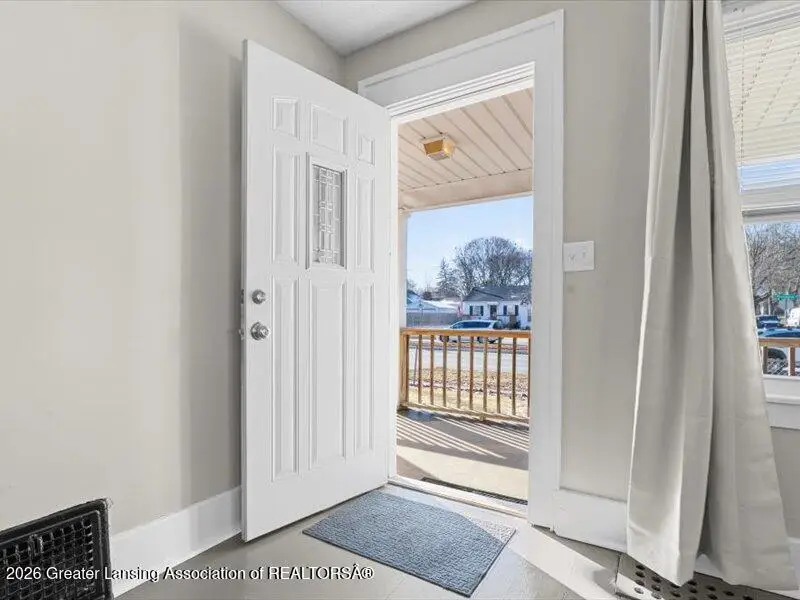 2201 S Pennsylvania Avenue, Lansing, MI 48910 - #3
