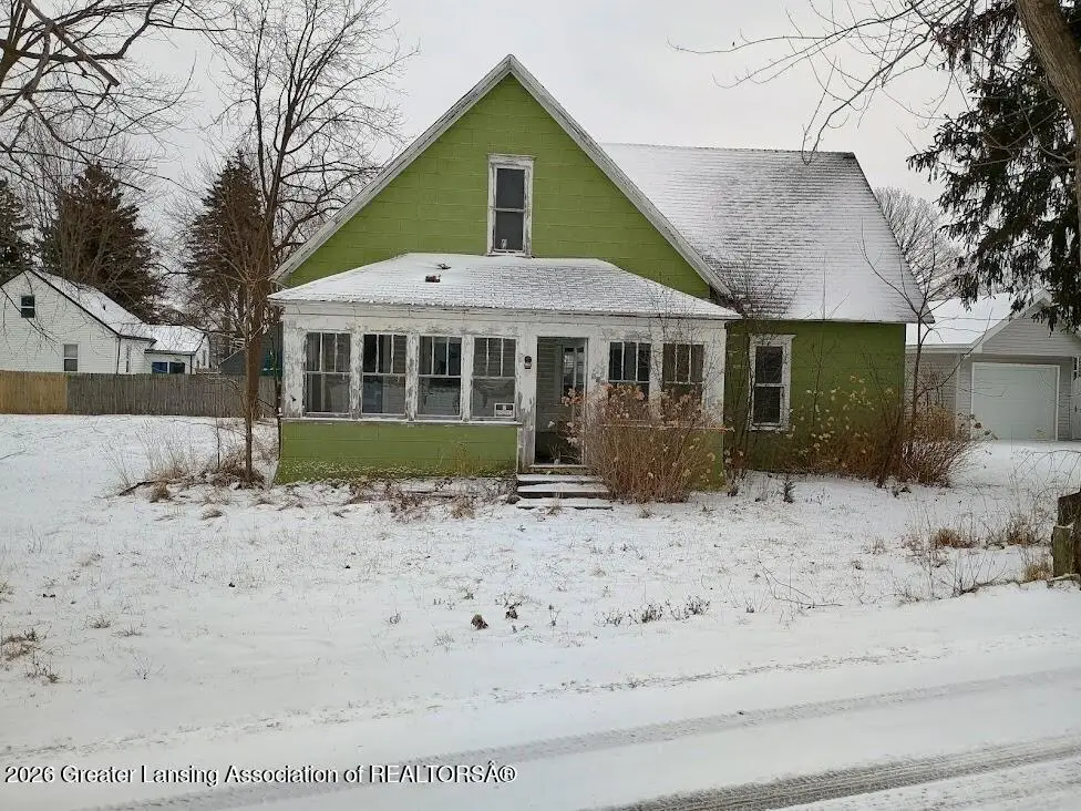 915 May Street, Owosso, MI 48867 - #1