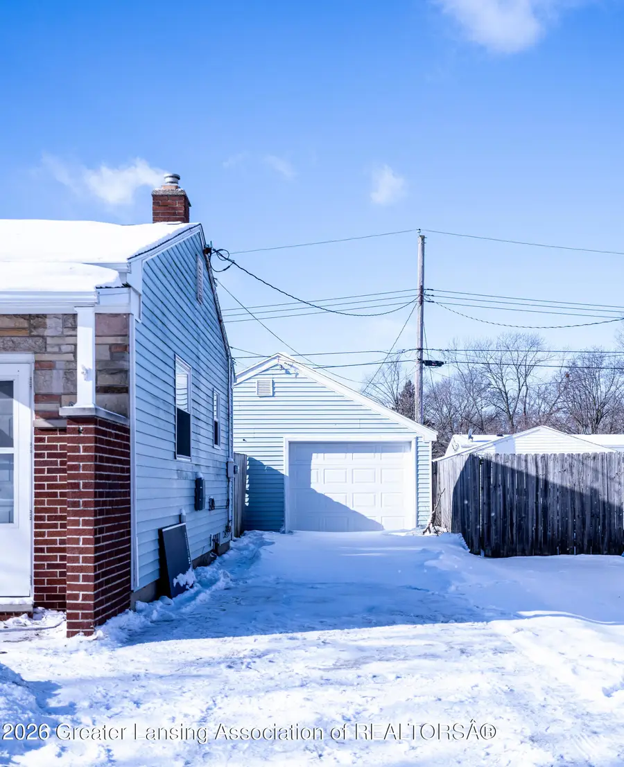 4806 Lyncott Drive, Lansing, MI 48910 - Image #3