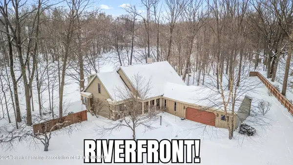 12931 Oneida Woods Trail, Grand Ledge, MI 48837