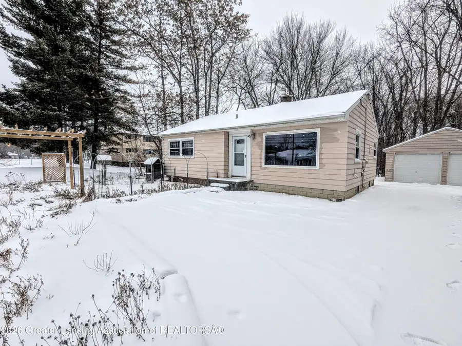 825 W Lake Lansing Road, East Lansing, MI 48823 - Image #2