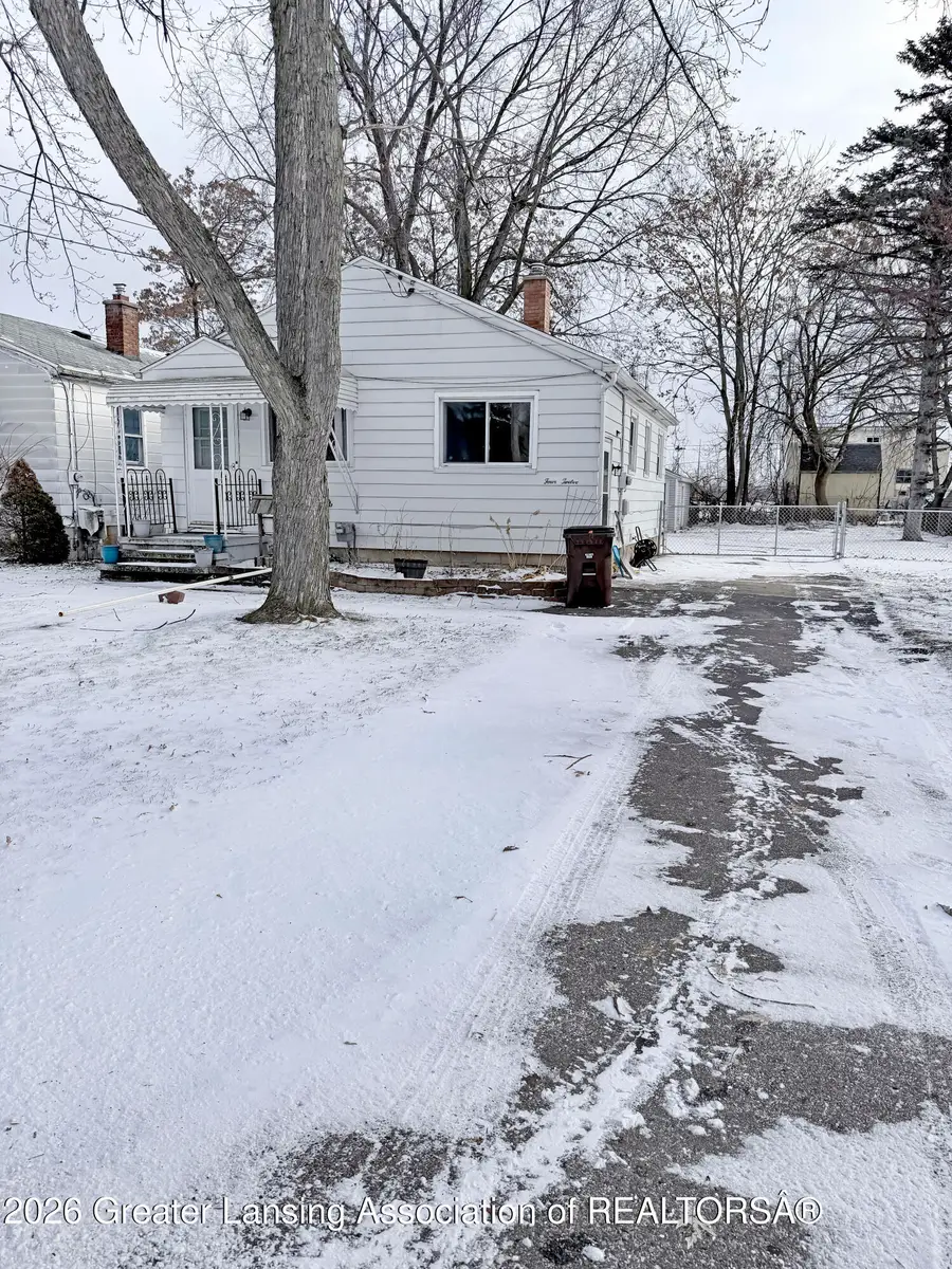 412 N Grace Street, Lansing, MI 48917 - #2