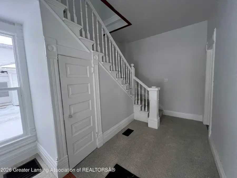 110 N Main Street, Leslie, MI 49251 - #3