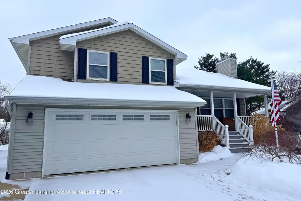 106 W Oak Street, Saint Johns, MI 48879 - #1