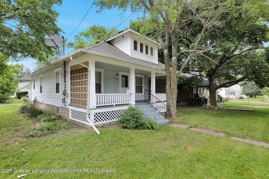 1624 W Willow Street, Lansing, MI 48915 - #2