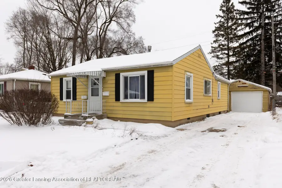 3907 Glenwood Avenue, Lansing, MI 48910 - #2