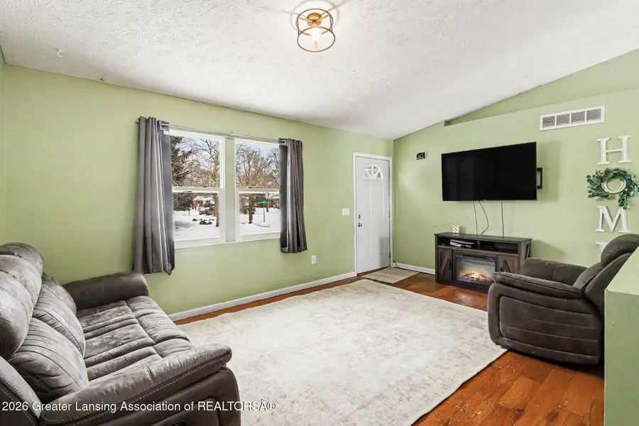 5840 Monticello Drive, Lansing, MI 48911 - Image #2