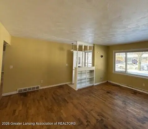 3815 Walton Drive, Lansing, MI 48910 - #2