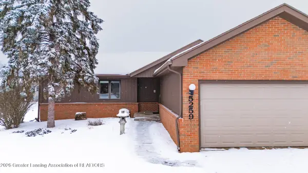 5259 Golden Circle, East Lansing, MI 48823