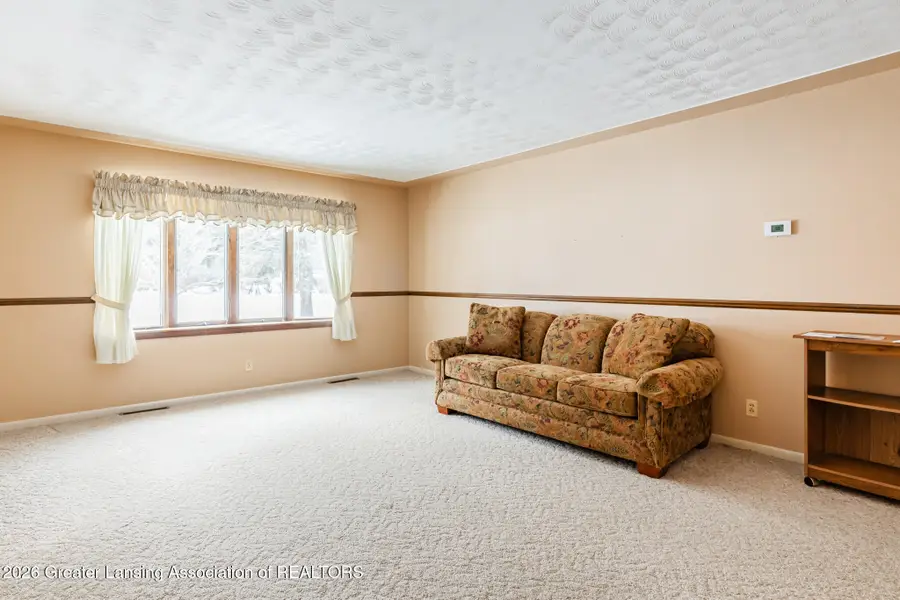 8259 N Meridian Road, Elsie, MI 48831 - #3