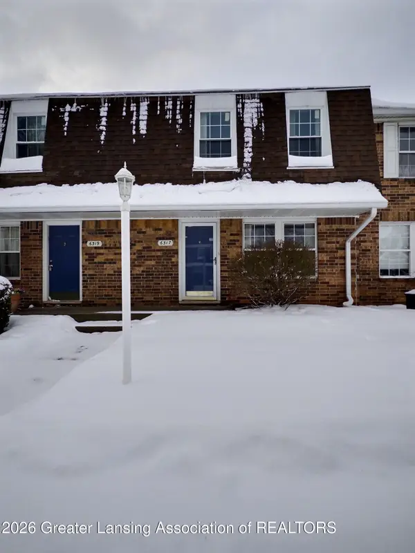 6317 Beechfield Drive #49, Lansing, MI 48911