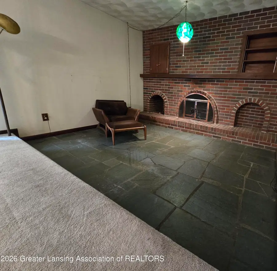 2407 W Clark Road, Lansing, MI 48906 - #2