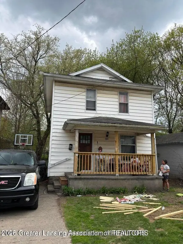 1019 Daleford Avenue, Lansing, MI 48915