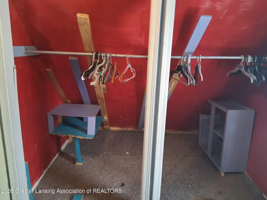 2807 W Jolly Road, Lansing, MI 48911 - #2