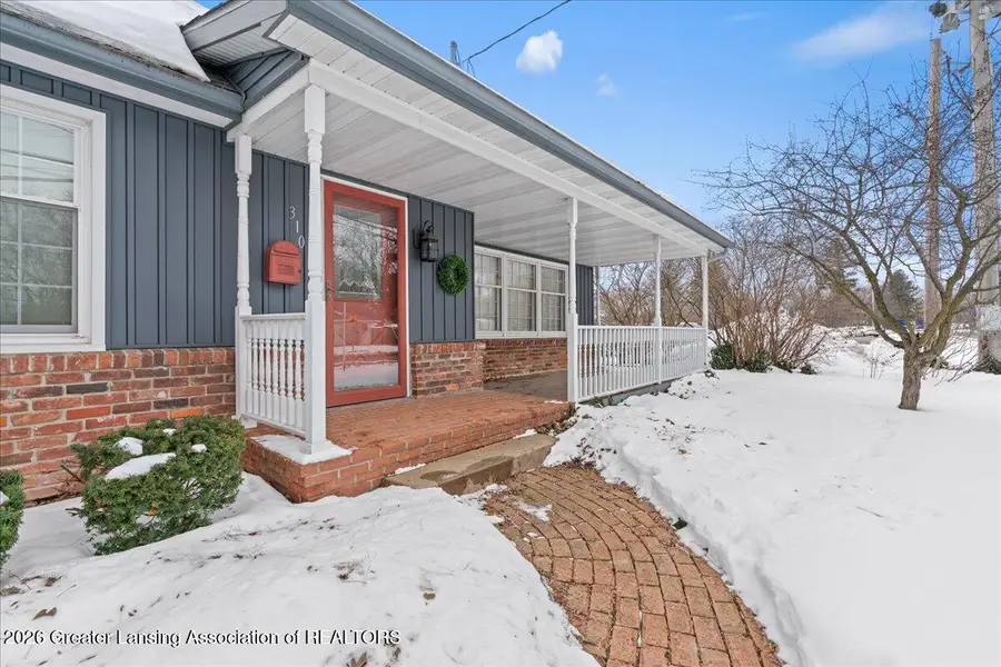 310 E Sturgis Street, Saint Johns, MI 48879 - #3